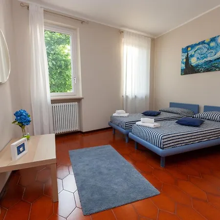 Ferienhaus Casa Di Dario Diano dʼAlba